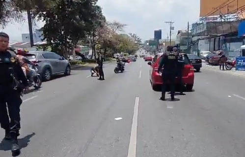 Ataque armado colapsa tráfico en Ciudad de Guatemala