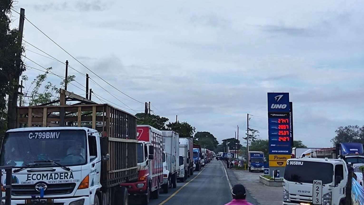 Liberan el paso en Livingston, Izabal. 
Foto: Noticias de Petén.