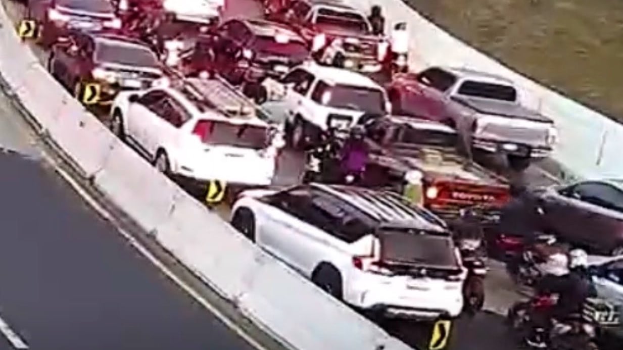 Congestionado la ruta CA1 Oriente.