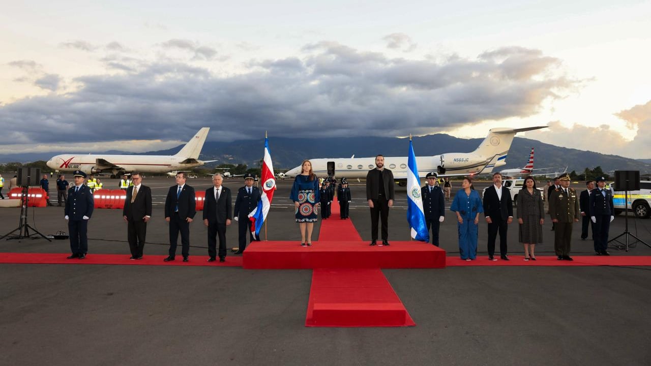 El presidente Bukele arribó este día a la República de Costa Rica. Foto: Gobierno de El Salvador