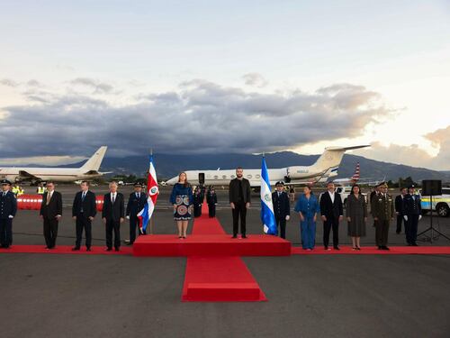 Nayib Bukele inicia visita oficial a Costa Rica para fortalecer cooperación bilateral
