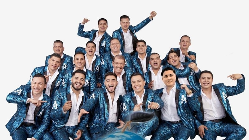 La Arrolladora Banda El Limón