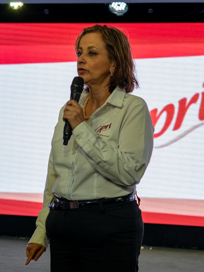 Flor Hernández, gerente regional de industrias Capri.