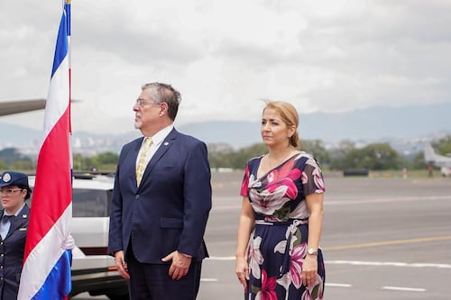 Presidente Arévalo inicia agenda en Costa Rica con bilaterales clave previo a toma de posesión de Laura Fernández