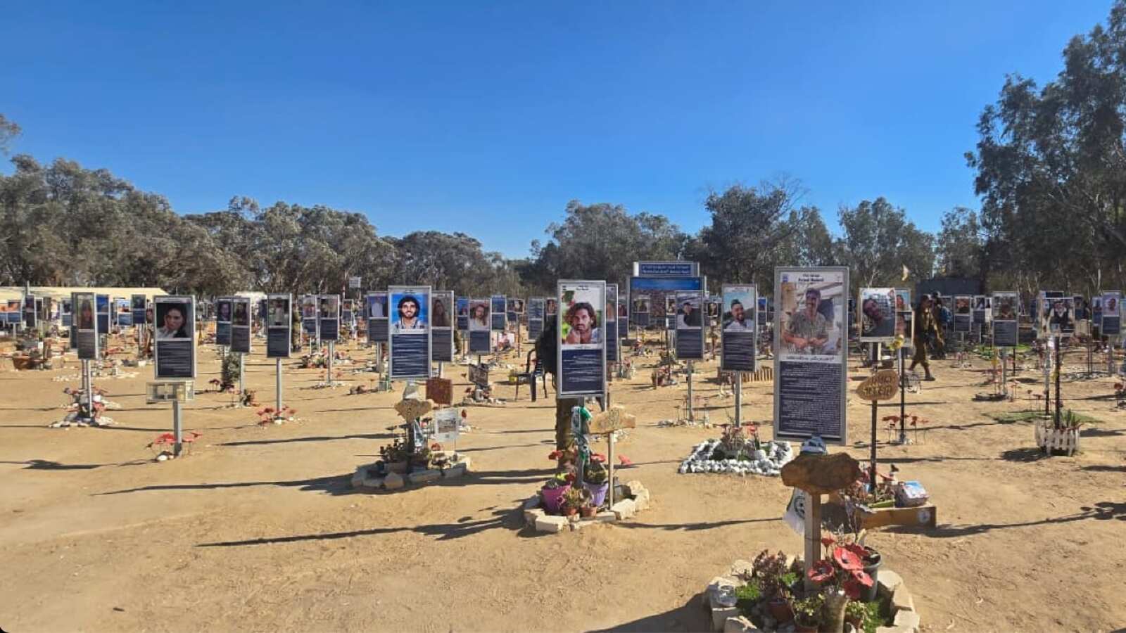 El recuerdo de más de 370 víctimas del ataque perpetrado por Hamás. Foto: Amilcar Avila