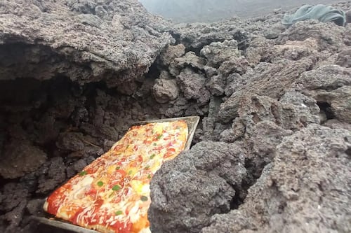 ¡Magma Mia! La pizza cocinada en el Volcán Pacaya conquista diario estadounidense