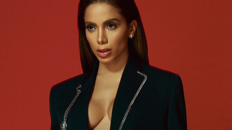 Anitta muestra su trasero en todo su esplendor y fans explotan por su “celulitis”