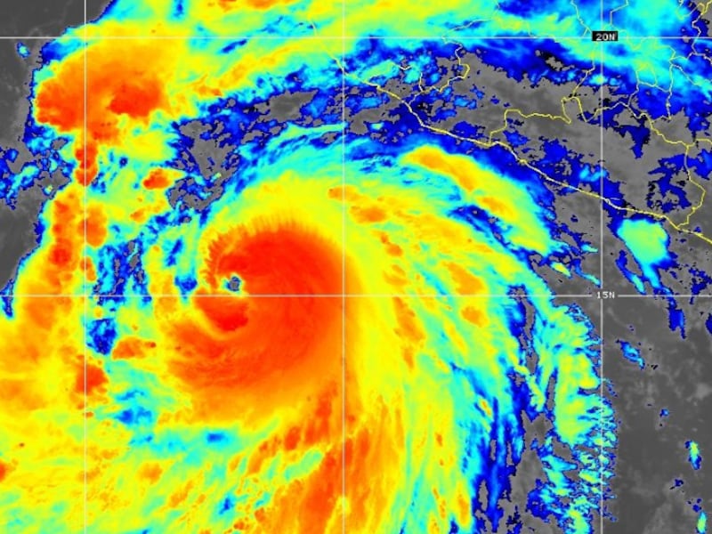 Tormenta tropical Hilary se convierte en huracán cerca de México