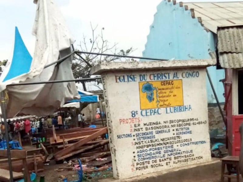 Atentado contra una iglesia durante un bautizo en RD Congo