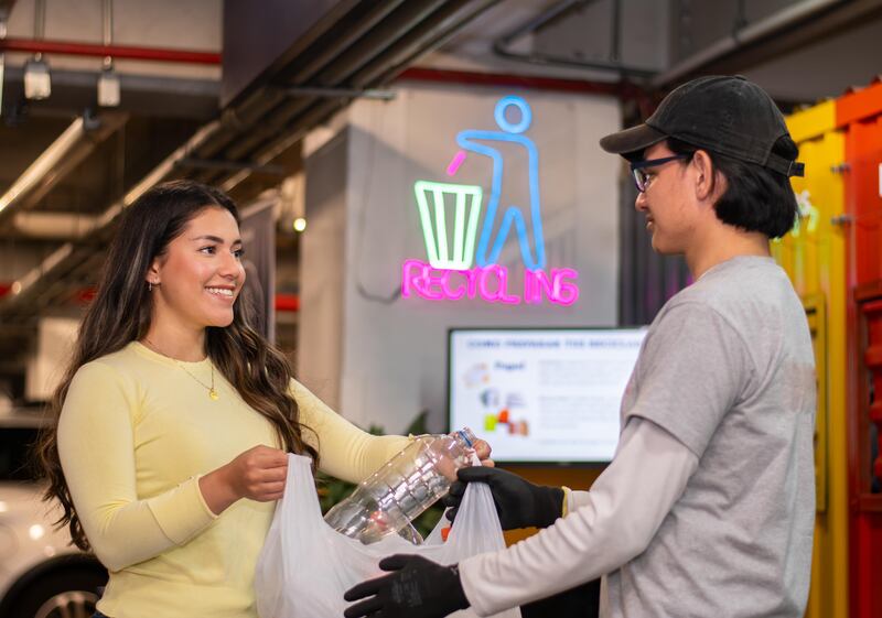 El objetivo de la empresa es fomentar el reciclaje en el país, como parte de su compromiso con el medio ambiente y la sostenibilidad.