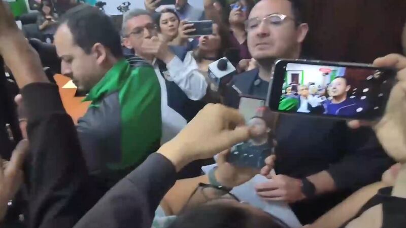 Diputados de Semilla cruzan señalamientos con Joviel Acevedo (Video)