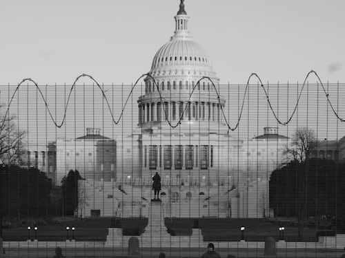 Washington no está libre de crimen, pero tampoco está para mandar a la Guardia Nacional