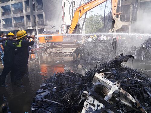 Avión con destino a Londres se estrella en aeropuerto de India