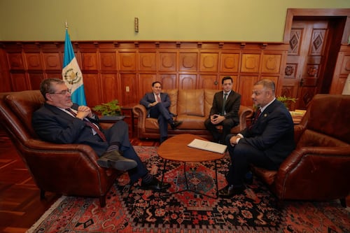 Segundo día: Arévalo avanza con entrevistas a aspirantes a Fiscal General