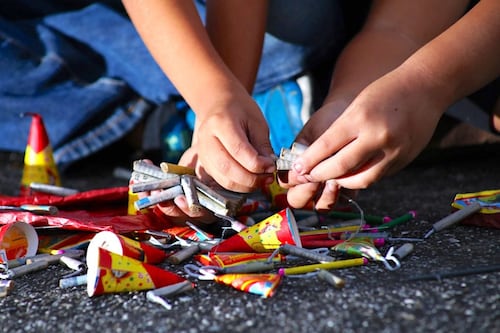 Adolescente de doce años caminaba en la zona 9 cuando otros en bicicleta lo atacaron con una bomba