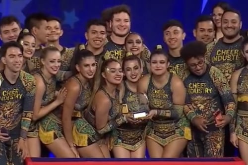 Equipo cheerleder guatemalteco obtiene medalla de bronce en campeonato mundial en Orlando