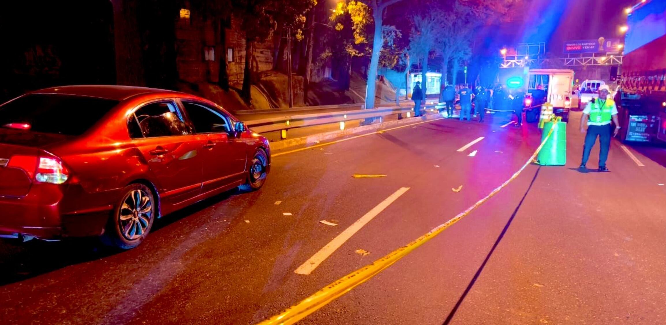Ataque armado deja dos personas fallecidas dentro de vehículo en el Periférico
