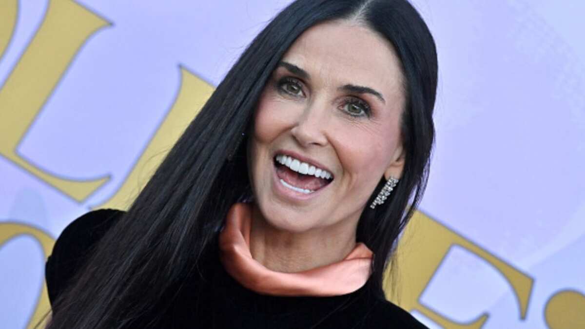 El sencillo y aplaudido look de Demi Moore que todas pueden tener por apenas 10 dólares