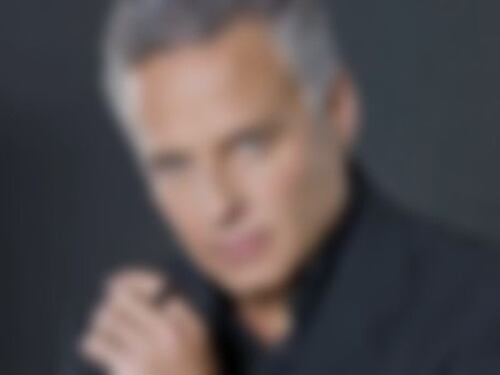 Famoso actor confiesa que una actriz le propuso tener intimidad durante escena de cama