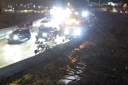 ¡Precaución! Triple colisión afecta tránsito de zona 10 hacia carretera a El Salvador