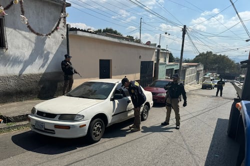 Ubican carro usado en ola de ataques contra agentes de la PNC