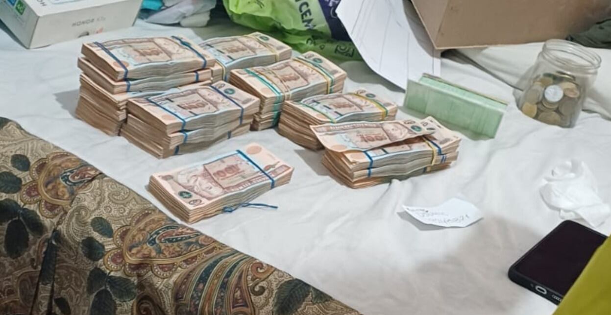 Ubican más de Q350 mil en una casa que era usada por pandilleros del Barrio 18