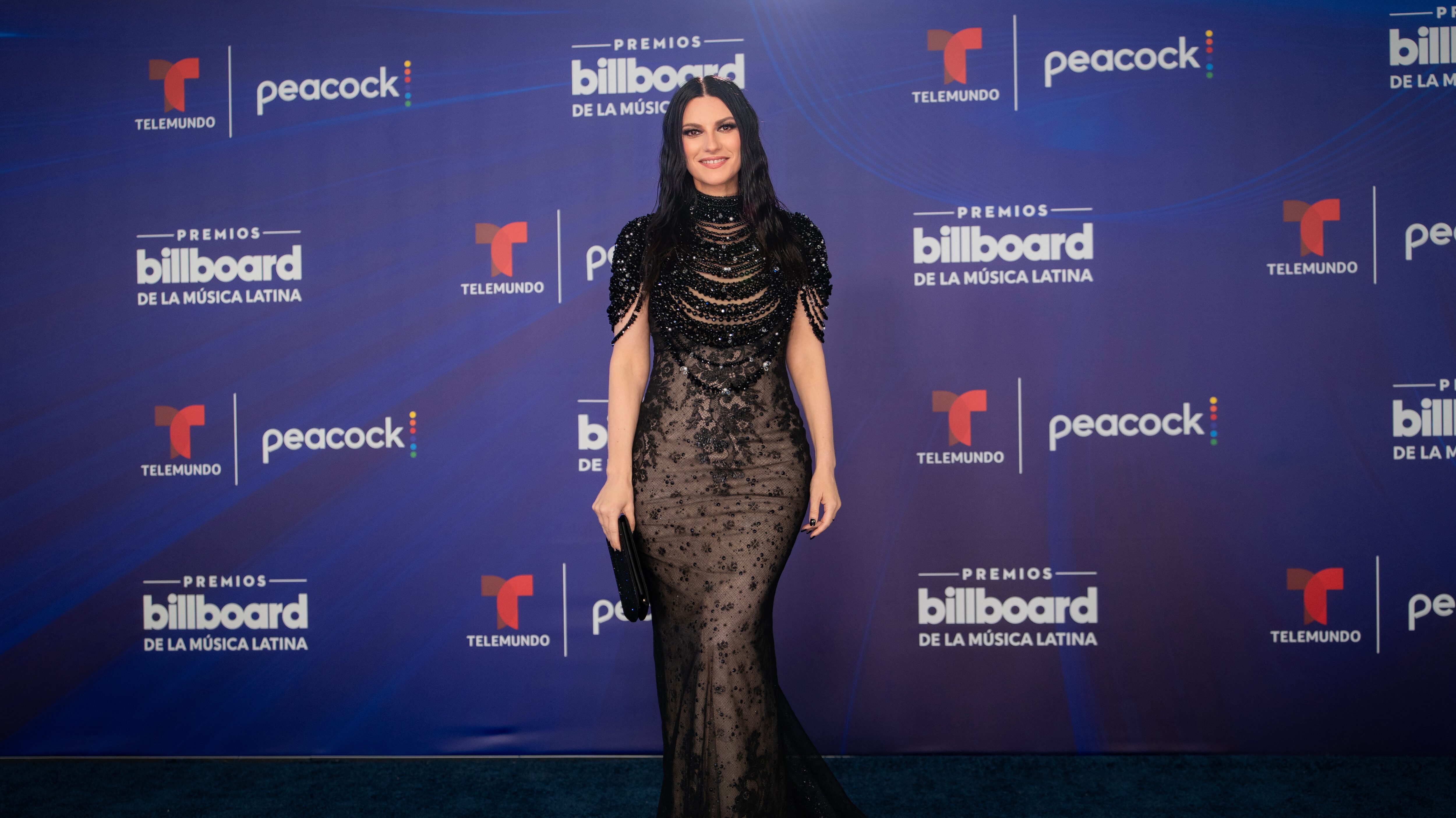 Laura Pausini hace historia tras recibir el ‘Premio Billboard Ícono’
