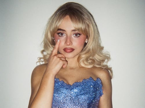 Sabrina Carpenter arremete contra Trump por usar su música: “Es repugnante y malvado”