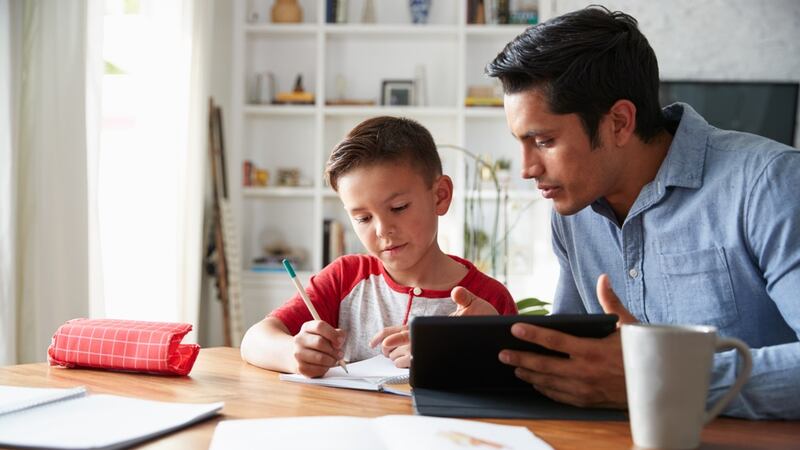 Lanzan plataforma de enseñanza y capacitación para estudiantes, padres y docentes
