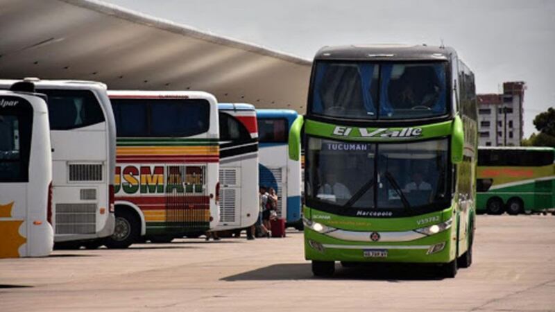 Hallan muerta en autobús a famosa actriz de 55 años: el chofer hizo el descubrimiento