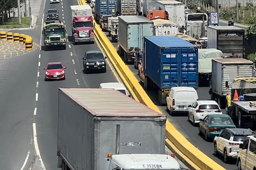 VIDEO. 10 kilómetros de tráfico en ruta al Pacífico por mortal accidente