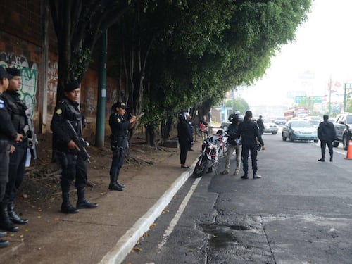 PNC rodea autobús en bulevar Los Próceres tras alerta de asalto