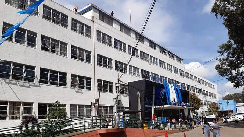 Realizan acto cívico en pediatría del Hospital Roosevelt por las fiestas patrias