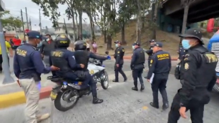 Gobierno usará a la Policía para disolver bloqueos por el seguro obligatorio