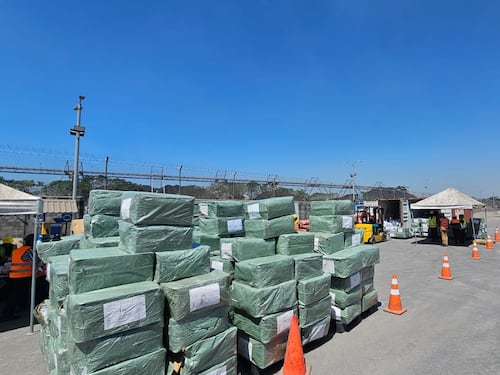 MP realiza allanamientos en Puerto San José por ingreso de mercancía presuntamente falsificada