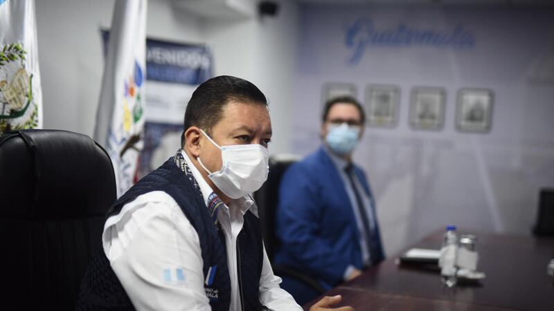 "Recibir un bono no lo hace a uno inmortal": ministro responde por pago a fallecidos