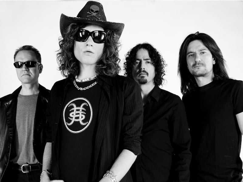 Héroes del Silencio: una noche sinfónica imperdible en Guatemala