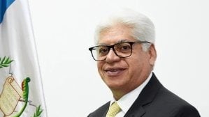 El diputado José Chic presenta un amparo en la CC contra el nombramiento de Mynor Herrera