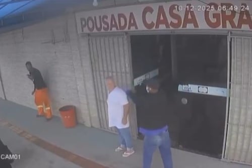 Fuerte video donde acaban con la vida de un convicto que salió por libertad condicional de la cárcel en Brasil