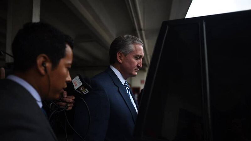 Degenhart cataloga como “forma criminal” a caravanas migratorias