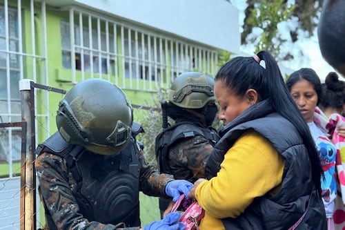 Termina requisa de 6 horas en cárcel de mujeres de Fraijanes