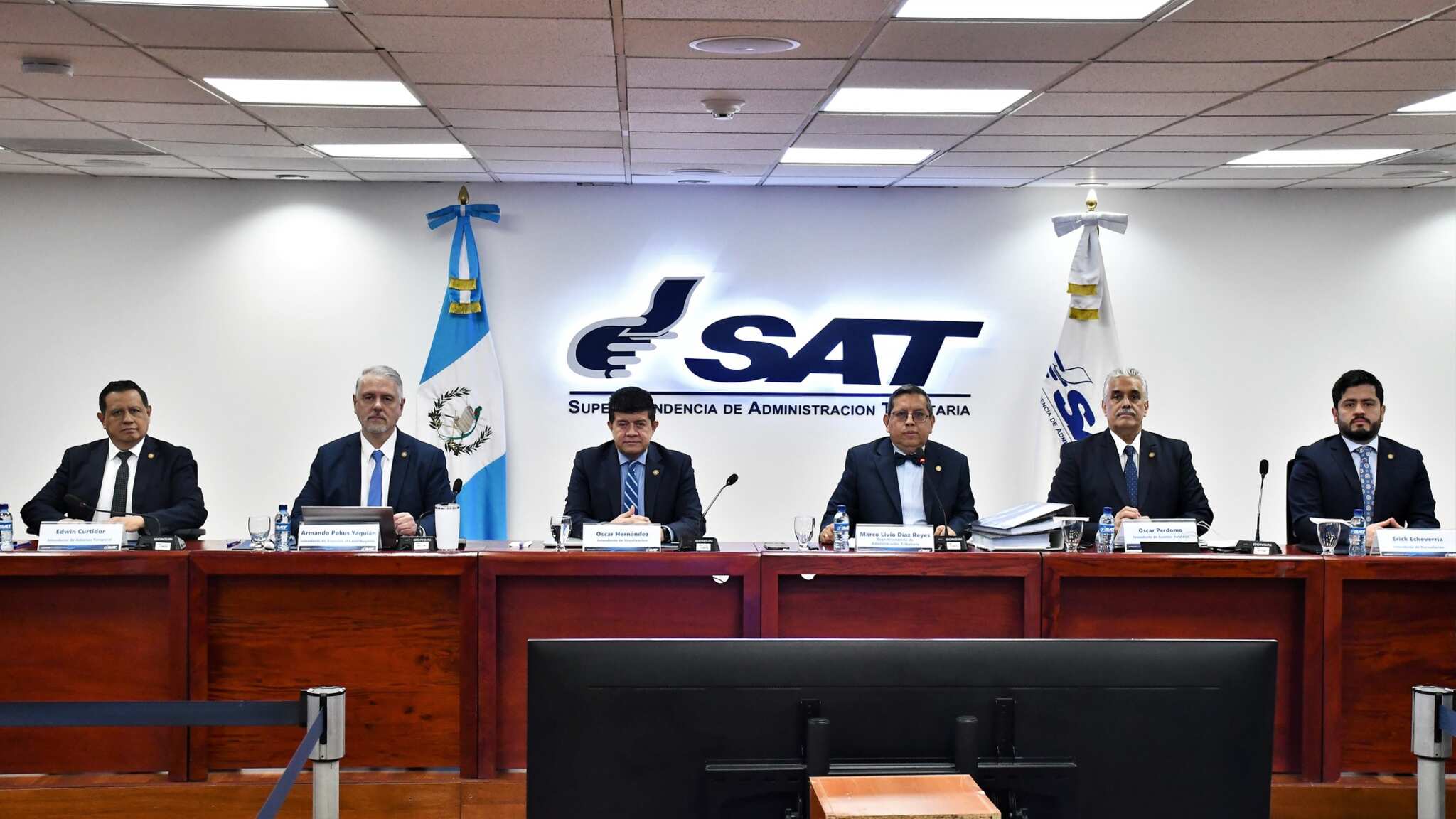 En agosto, las autoridades de la SAT revelaron el caso B-410 y han surgido nuevos señalamientos. Foto SAT