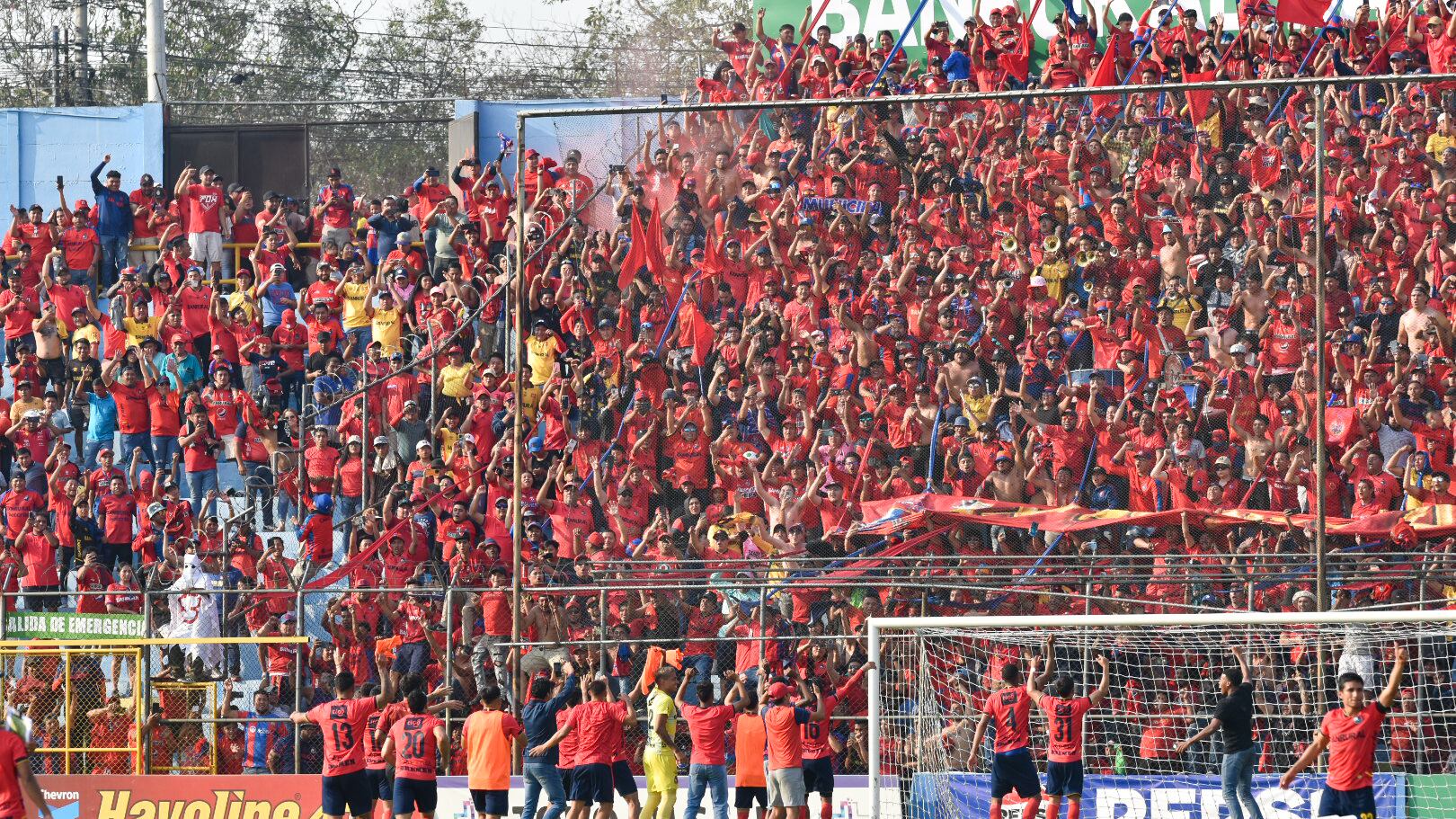 ¡Dos años después, los rojos están nuevamente en la final!