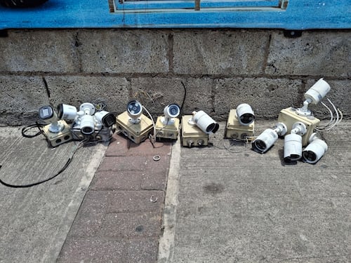 Golpe a las pandillas: desinstalan 26 cámaras clandestinas en Villa Nueva