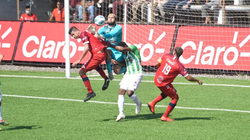 Sindicato de Futbolistas lanza crítica a la Liga Nacional por jugar este 25 de diciembre