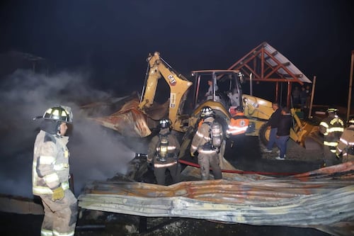 VIDEOS. Así quedó el restaurante Bambú tras incendio en Santa Elena Barillas