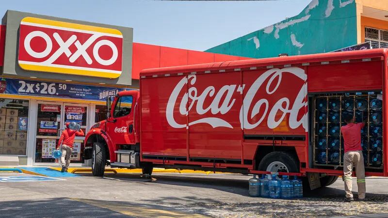 México boicotea a Coca-Cola por apoyar a Donald Trump