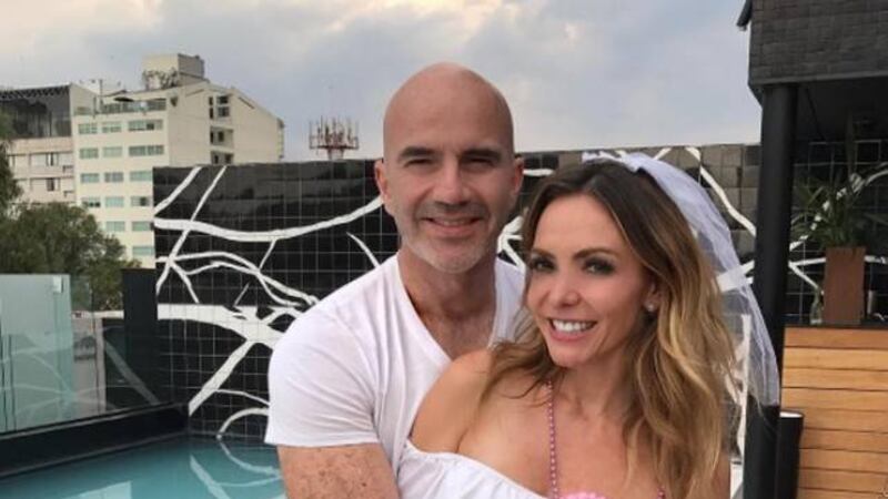 Integrante de OV7 sufre violento asalto en la CDMX a días de dar a luz