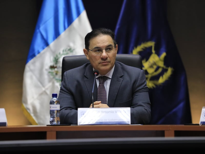 Ministro Villeda impugna decisión de la Postuladora y pide aclaración