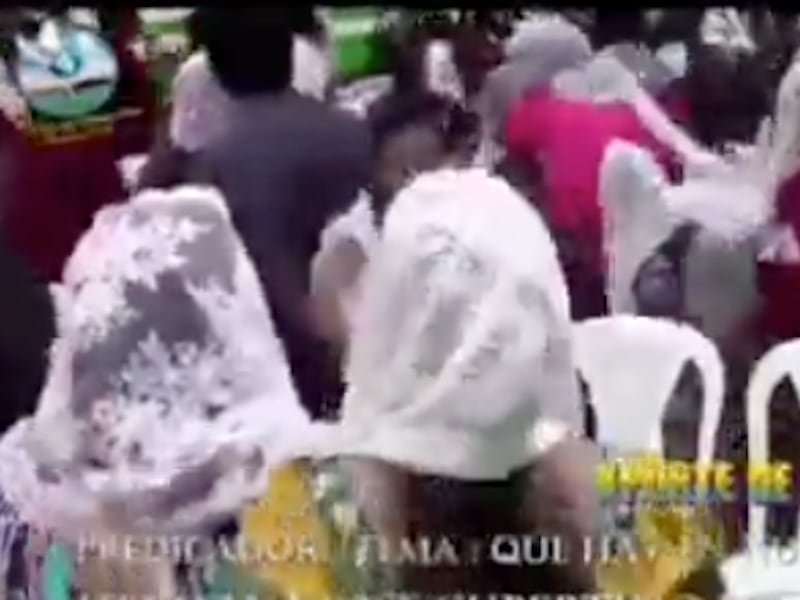 VIDEO: pánico en iglesia evangélica de la Avenida Bolívar tras un ataque armado